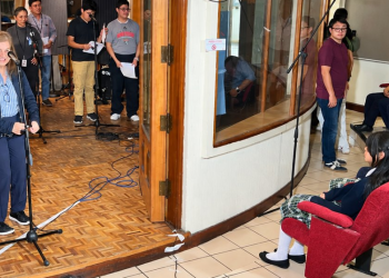 Radioteatro infantil de TGW mantiene vivo el legado de la imaginación. / Foto: CIV.