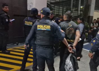 PNC realizó diversas capturas de personas que se encontraban bloqueando las vías. (Foto: PNC)