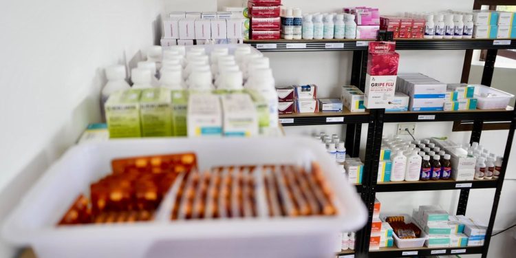 Presupuesto 2027 asigna Q.18 mil 615 millones para hospitales, puestos de atención y medicamento asequible