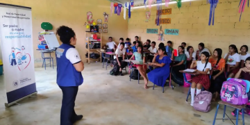 Jornadas de vacunación contra el VPH llegan al departamento de Petén. (Foto: MSPAS)