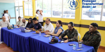 Coordinan acciones por problemática en la bocabarra de Iztapa y San José