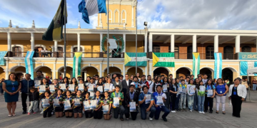 Reconocen a atletas destacados de Huehuetenango