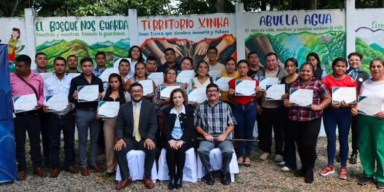 Juventudes xinkas fortalecen su formación para participar en la vida democrática