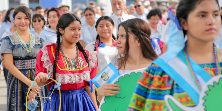 Chiquimula: alegría, civismo y patriotismo durante una jornada en el marco de independencia