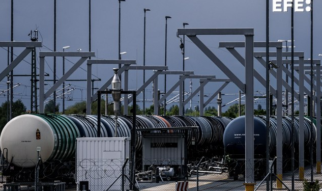 El petróleo de Texas abre con una bajada del 1,2 %, hasta los 90 dólares el barril
