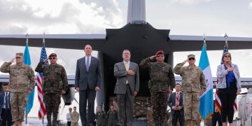 Llegada de armamento comprado, / Foto: Dickens Zamora