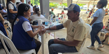 Acercan servicios de salud a comunidades de Iztapa, Escuintla