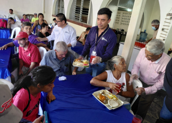 Comedor social garantiza acceso a la alimentación en Estanzuela, Zacapa