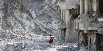 Nepal eleva a 1.355 los muertos y mantiene en casi 5.000 los desaparecidos tras la riada