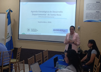 Presentan propuesta de la Agenda Estratégica de Desarrollo del Gobierno Departamental de Santa Rosa 2026-2027