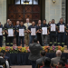 Presidente Arévalo reconoce mérito de colaboradores de SAAS durante entrega de certificación de competencias