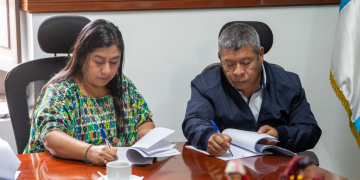 Proyectos de infraestructura vial avanzan en Santa Cruz Verapaz