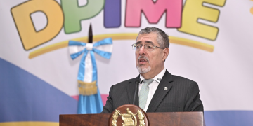 El presidente Bernardo Arévalo destacó que el DPIME fortalecerá el reconocimiento de la identidad y la protección de la niñez guatemalteca. / Foto: Álvaro Interiano.