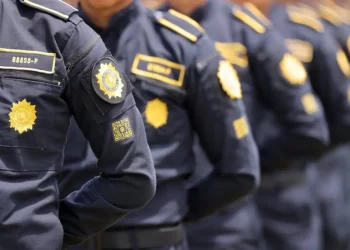 Agentes de la PNC.
