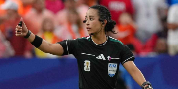 Katia Itzel García dirigirá el Guatemala vs. Surinam