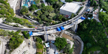 CIV desarrolla proyectos de construcción y ampliación de carreteras y puentes./Foto; CIV.