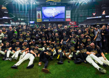 Milwaukee Brewers barren a los Dodgers y clasifican a la Serie Mundial 2026