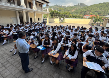 Programa cultura fiscal llega a San Marcos y Sacatepéquez