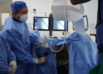 El Hospital General de Enfermedades incorpora tecnología única en el país para el tratamiento de cálculos renales
