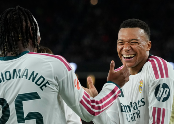 Real Madrid derrota al Barcelona con doblete de Mbappé en el Clásico