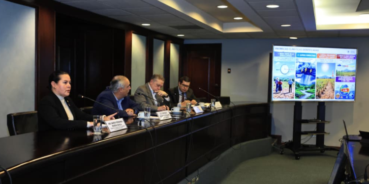 Sector bancario conoce acciones estratégicas para afrontar cambio climático
