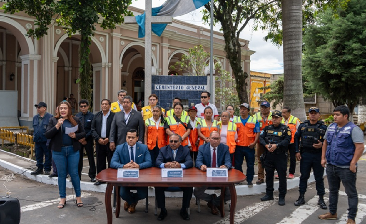Cementerios públicos de la capital se preparan para el Día de Todos los Santos