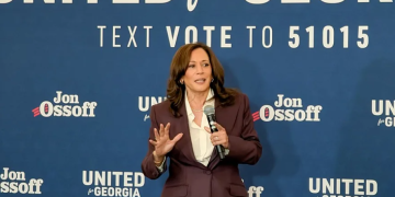 Kamala Harris pide votar contra la «tiranía» de Trump en la recta final de la campaña
