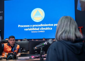 Coordinan entrega de alimentos a familias afectadas por sequía./Foto: Conred.