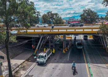 Covial desarrolla trabajos en el puente Periférico-Aguilar Batres./Foto: CIV.