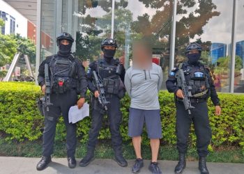 Ministerio de Gobernación realizó la captura de un nuevo extraditable este lunes en zona 10. / Foto: Mingob.