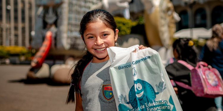 Festival del Banguat acerca la economía a niños y jóvenes