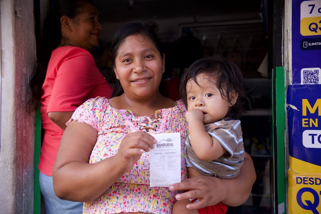El apoyo económico busca contribuir a la economía de los hogares en situación de vulnerabilidad. / Foto: Mides.