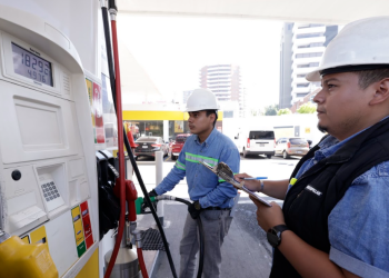 MEM fortalece las fiscalizaciones por rebaja a combustibles. (Foto: archivo)