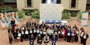 Fortalecen la asesoría jurídica del Ejecutivo con nueva certificación