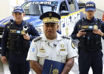 Director de la Policía Nacional Civil informó sobre reestructuración de la institución. (Foto: PNC)