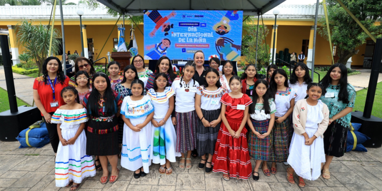 Mineduc ha brindado más de tres mil acompañamientos pedagógicos en idiomas mayas. (Foto: Mineduc)