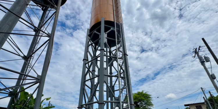 Gobernadora de Escuintla supervisa proyecto de agua potable en Tiquisate