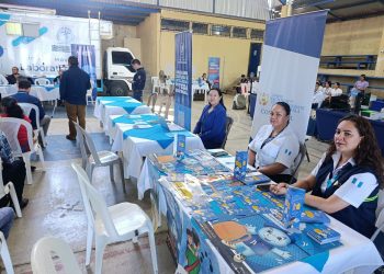 Presentan resultados de la jornada móvil de servicios integrados en Santa María Ixhuatán, Santa Rosa