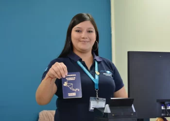 IGM inaugura sede regional para acercar servicios migratorios en Izabal