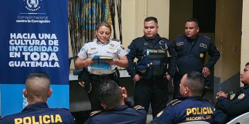 Comisaría 32 de la PNC refuerzan compromiso ético y de transparencia en el servicio policial