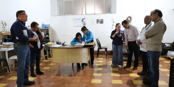 Equipos de Salud supervisaron el Centro de Salud en Retalhuleu par realizar coordinaciones de mejoras. / Foto: MSPAS,