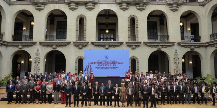 Gobierno de Guatemala pide disculpas públicas a Autoridades Indígenas Ancestrales criminalizadas por la defensa de la democracia
