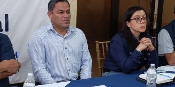 Gobernador de Santa Rosa conoce avances de acciones y retos para 2027