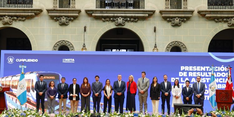 Presentan los resultados de los estudios para el proyecto del Metroriel. (Foto: Gilber García)