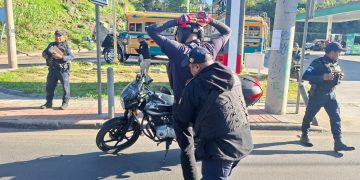 PNC lleva a cabo operativos de prevención en ruta Interamericana y CENMA. (Foto: PNC)