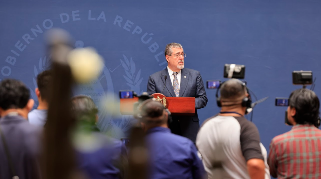 El presidente Arévalo participó en la Ronda para presentar avances en modernización de puertos. (Foto: Noé Pérez)