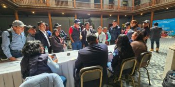 El secretario felicitó a los nuevos representantes y los exhortó a ejercer una participación, responsable. (Foto: SCEP)