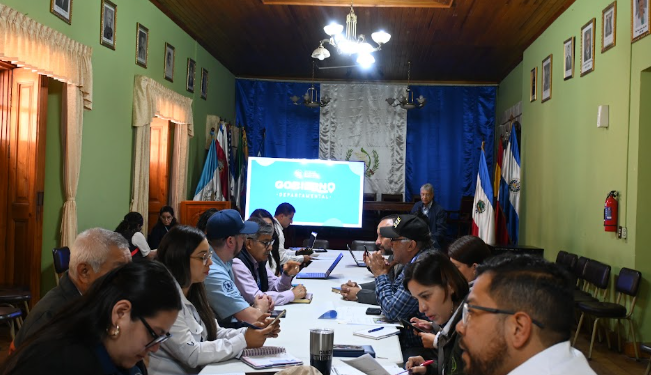 Más de 30 participantes analizan prioridades para el desarrollo de Quetzaltenango